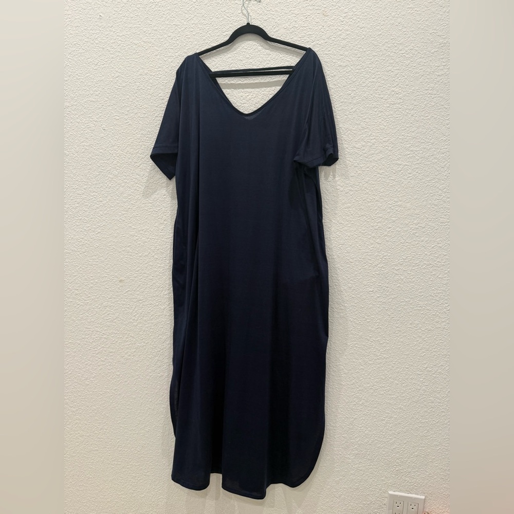 Elegant Black Maxi Dress
